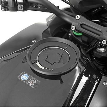 Flange Givi especifica para kawasaki vercys 650 15/18