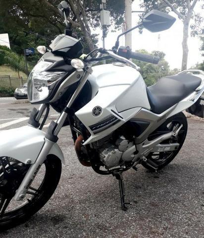 Yamaha Fazer 2015 prest 216,00 - 2015