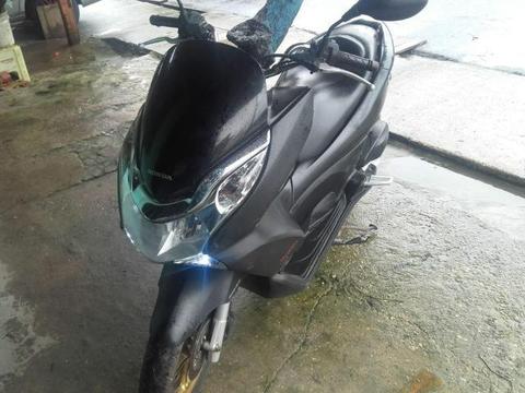 Vendo esta Moto Honda PCX - 2014