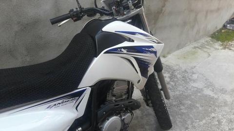 Lander 250 cc. 2013 . 8.500 reais - 2013