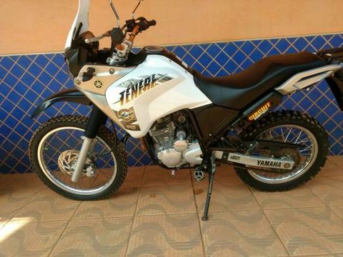 Vendo Moto Tenere Yamaha  - PA - 2016