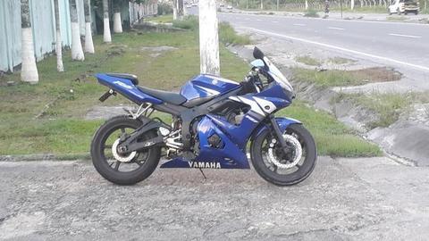 Yamaha R6 - 2003