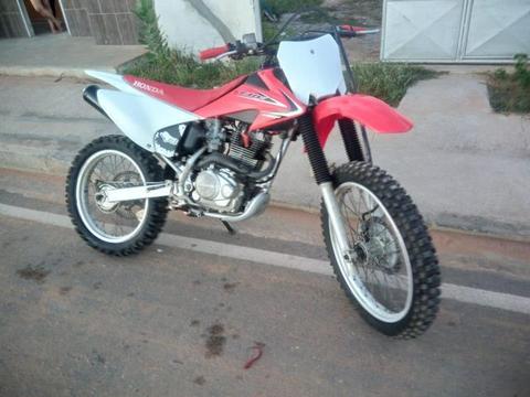 CRF 230 Ano 2012 - 2012