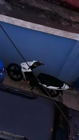 Vendo Shineray com reparos a fazer - 2014