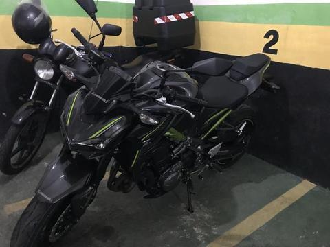 Z900 Vendo troco carro ou moto obs moto se encontra financiada - 2018