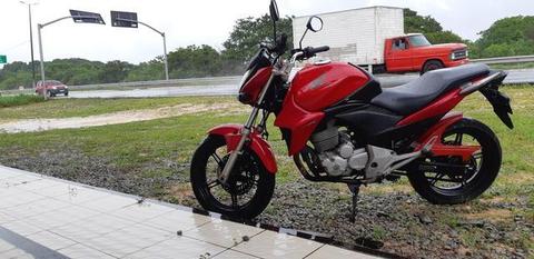 Cb 300quitada IPVA tudo pago 2012 - 2012