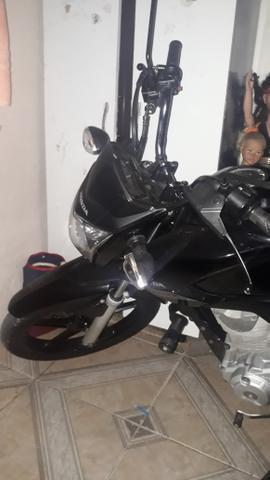 Moto fan preta 15/16 novíssima - 2016