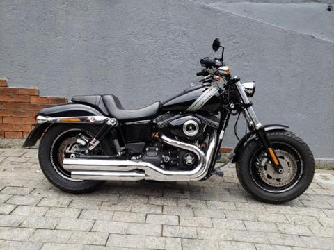 Harley-Davidson Fat Bob 2015 com apenas 13.000 km - 2015