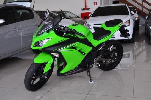 Kawasaki Ninja 300 - 3.600 KM, Ipva pago 2019 - Único Dono - 2018