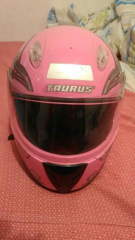 Capacete feminino