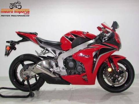 Honda CBR 1000RR Fireblade - Vermelha - 2011