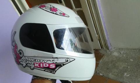 Capacete kids , criança segura