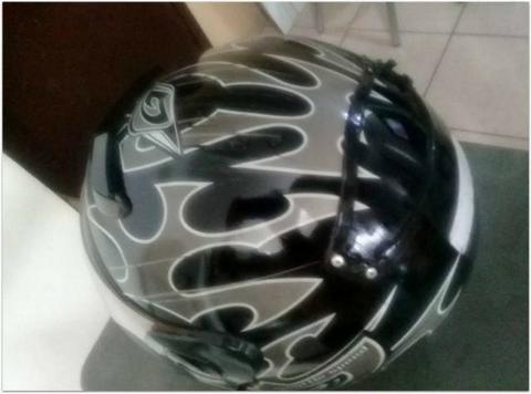 Capacete de Moto Muito Bem Conservado!