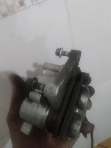 Pinça cilindro mestre Fazer Yamaha