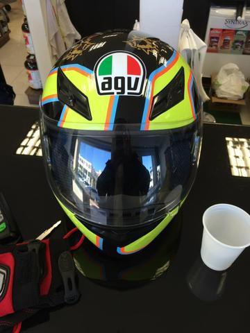 Capacete AGV