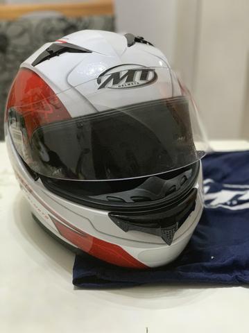 Capacete MT HELMETS SEM USO