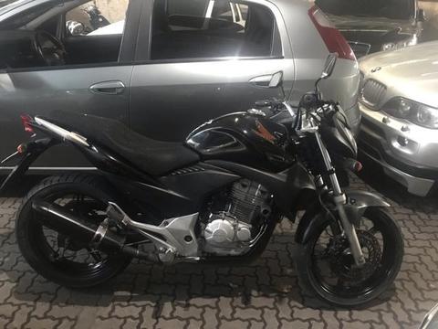 Cb 300 - 2011