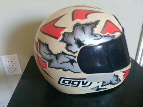 Torro capacete antigo AGV