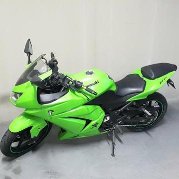 Kawasaki 250 - impecável - baixo KM - 2011 - 2011