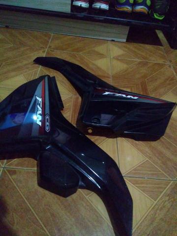 Tampa lateral da fan 160