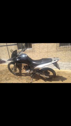 Vendo Moto XRE 300 - 2015