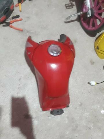 Vende-se tanque da fan 150 2014