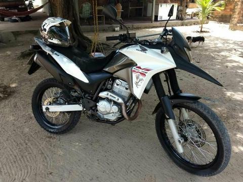 Vende se XRE300 ano 2013-2014 - 2013