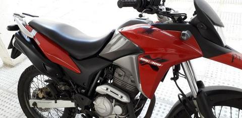 Honda XRE 300 com ABS 2013/2013, 26.700 km rodados impecável sem nada para fazer nova - 2013