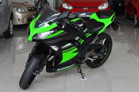 Kawasaki Ninja 300 - Freios ABS - Apenas 2.700 KM - 2018