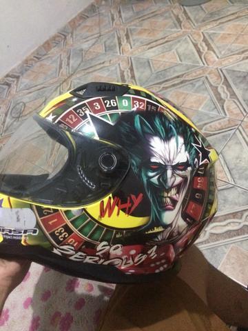 Capacete usado 250