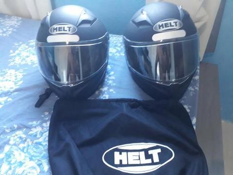 Vendo 2 capacete HELT Novos