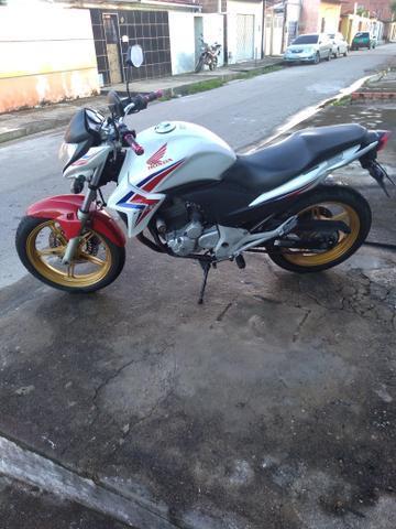 Cb 300 15/15 - 2015