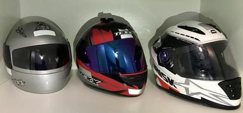 3 capacetes por 350