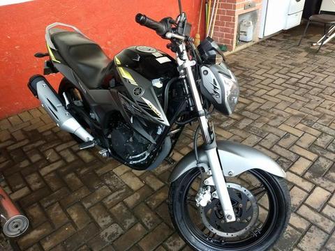 Feizer 250 ano 2016 vendo e financio100% - 2016
