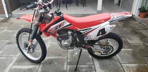 Honda CRF 230 2014 super inteira - 2014