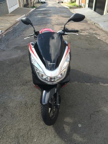 Honda pcx 2018 Sport 1690 km - 2018