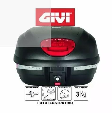 Bau givi ótimo estado único dono completo / 33Litros