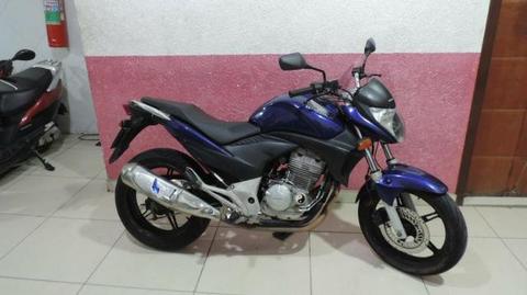 Cb 300 - 2011