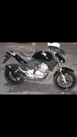 Vendo cb300 - 2010