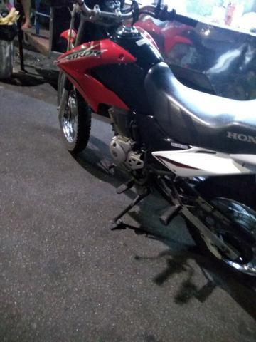 Honda Nxr 2014 novissima por carro - 2014