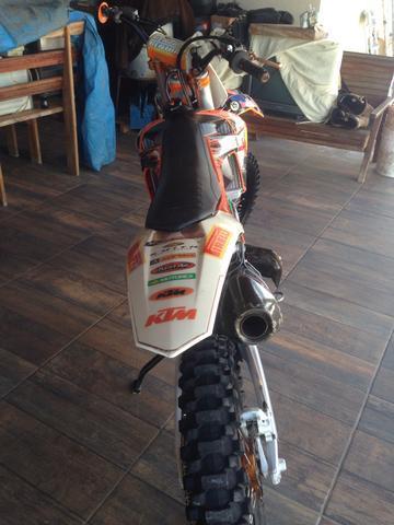 Moto - 2011