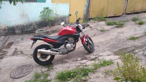 Moto CB 300 - 2012