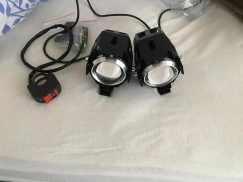 Farol auxiliar para moto( LED) whatsapp 47 999022545