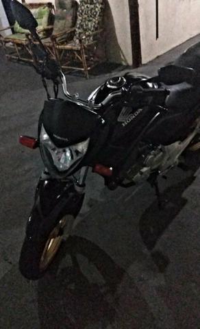 Vendo CB 300 2011 - 2011