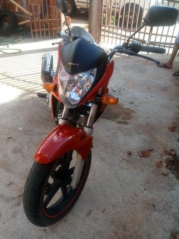 Cb300 vende ou troca - 2010