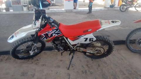 Honda Xr 200 pronta para trilha - 2000