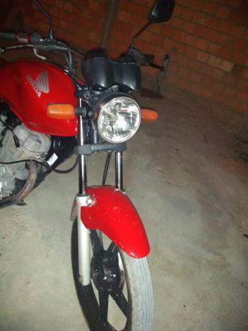 Vendo moto fan 150 - 2010