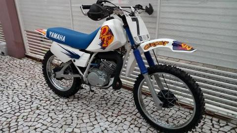 Yamaha DT 180 toda reformada - 1994