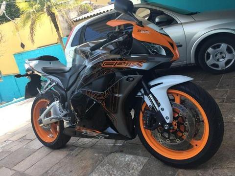 Honda Cbr - 2011