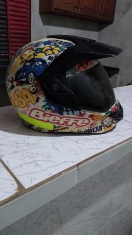 Capacete personalizado